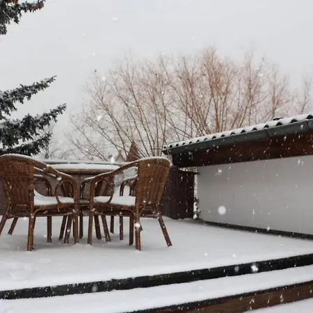 Zentralgelegene 4-raum Bis 8 Pers. Daire Dresden