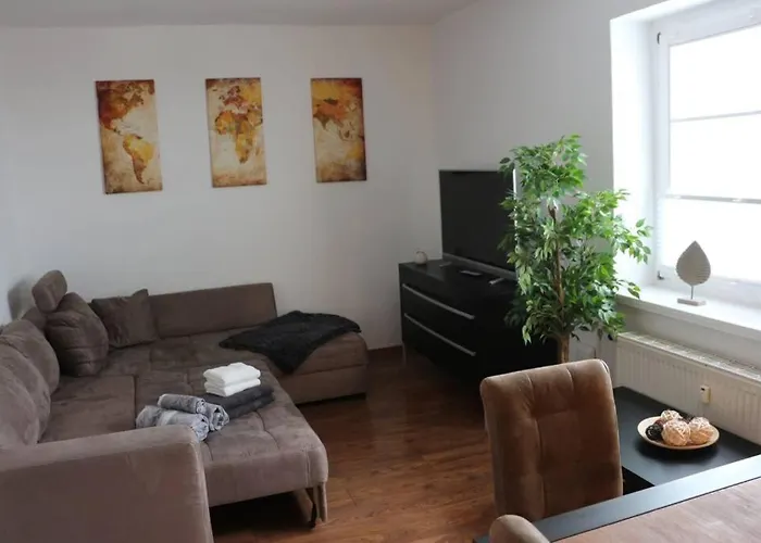 Zentralgelegene 4-raum Bis 8 Pers. Dresden