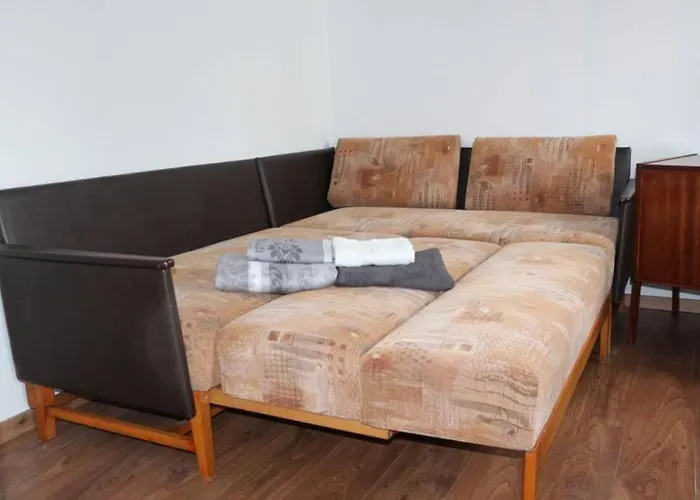 Zentralgelegene 4-raum Bis 8 Pers. Appartement Dresden